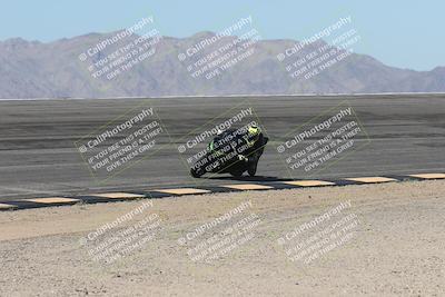 media/Oct-13-2025-Moto Forza (Mon) [[a66d839500]]/3-B Group/Session 2 (Bowl)/